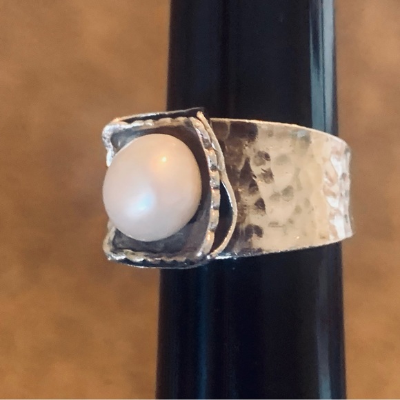 Silpada Hammered Freshwater Pearl Ring R0898 Retired size 7 - Picture 7 of 15